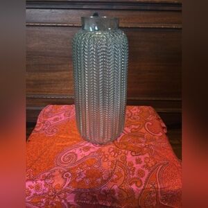 Elegant Glass Vase - Blue